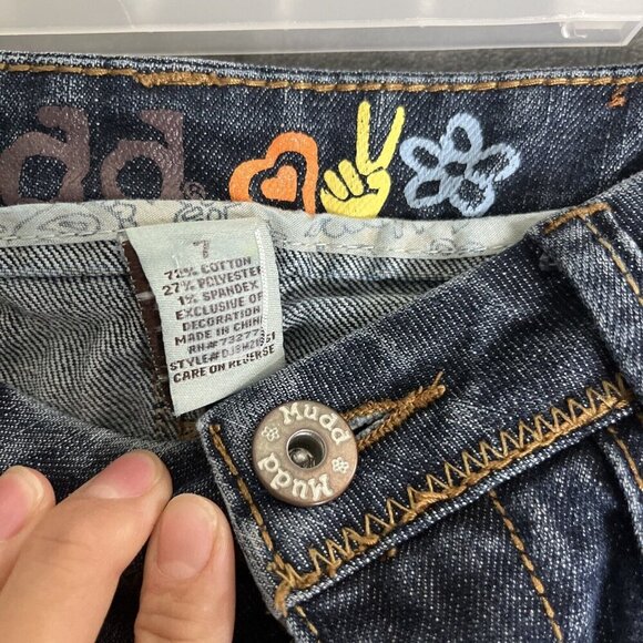 Mudd Womens Y2K Low Rise Roll Tab Capri Pants Size 7 Skimmer Cuffed Hem Whisker - Picture 2 of 7